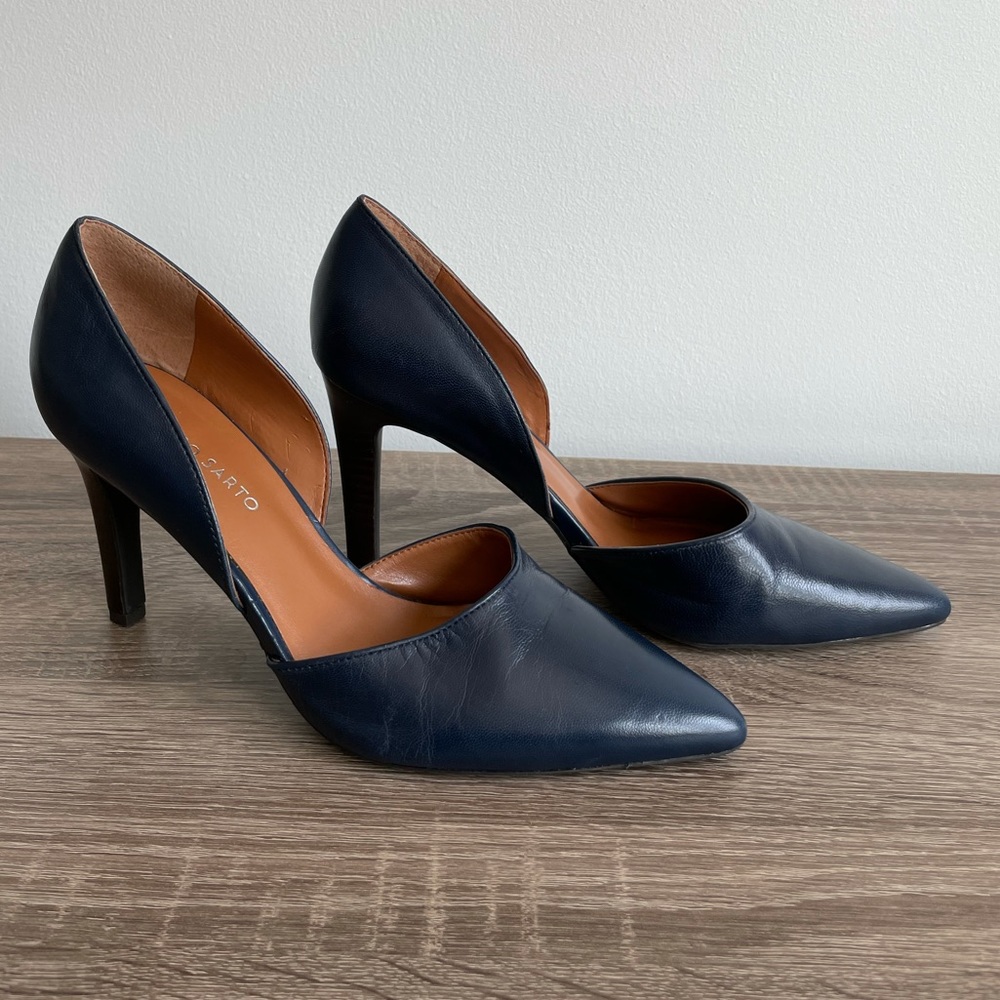 franco sarto navy blue leather pumps like new